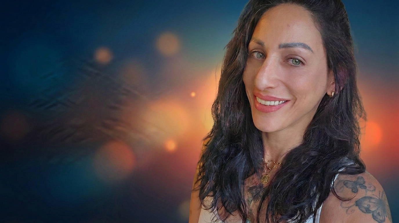 אשרת אדרי — דיוקן באור ראשון
